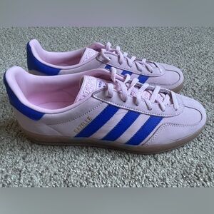 Adidas gazelle light pink/blue size 8